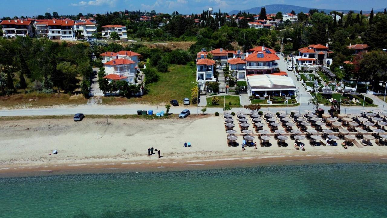 Beach Front Villa Nea Kallikrateia Zewnętrze zdjęcie
