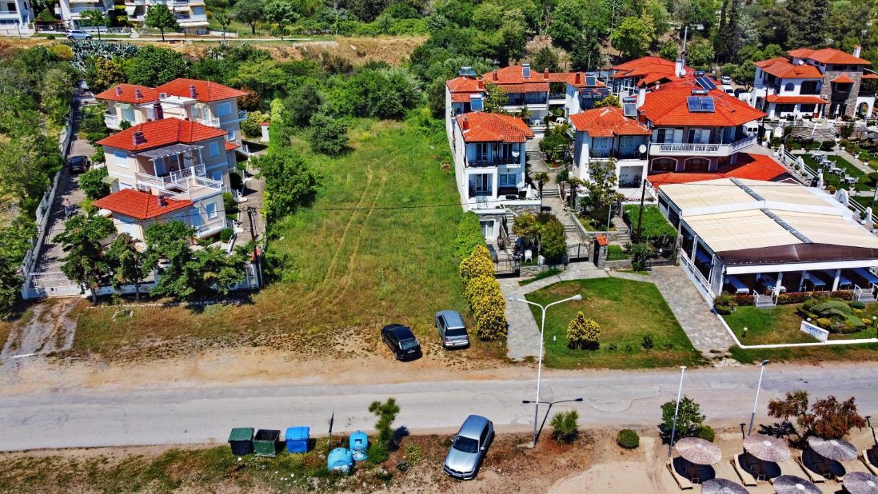 Beach Front Villa Nea Kallikrateia Zewnętrze zdjęcie