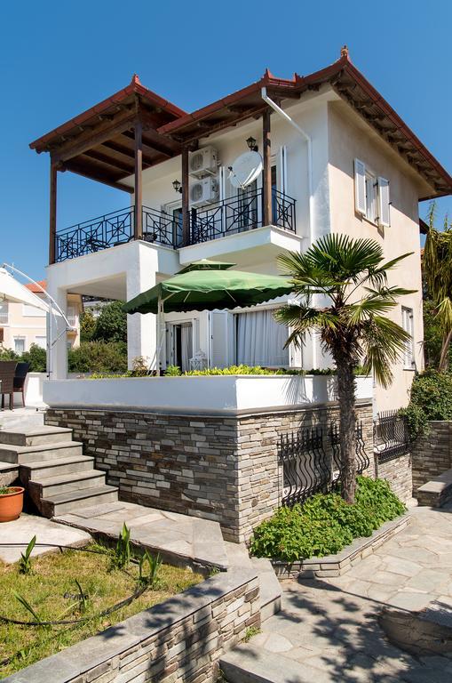 Beach Front Villa Nea Kallikrateia Zewnętrze zdjęcie