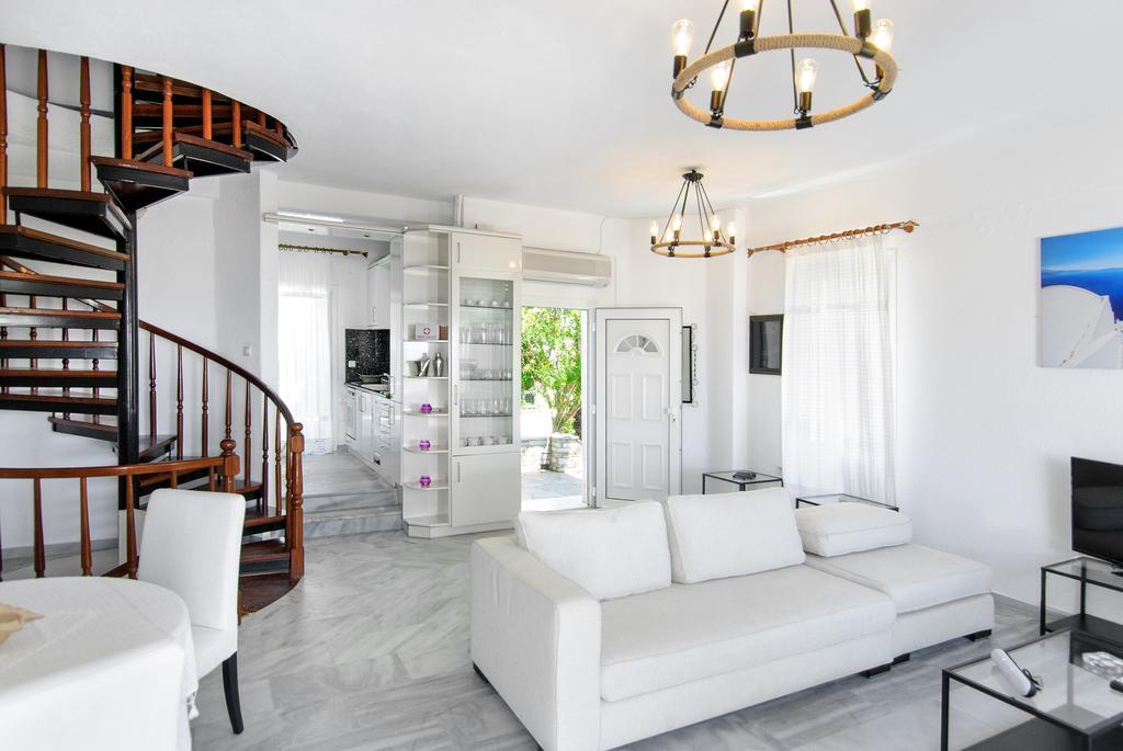 Beach Front Villa Nea Kallikrateia Zewnętrze zdjęcie