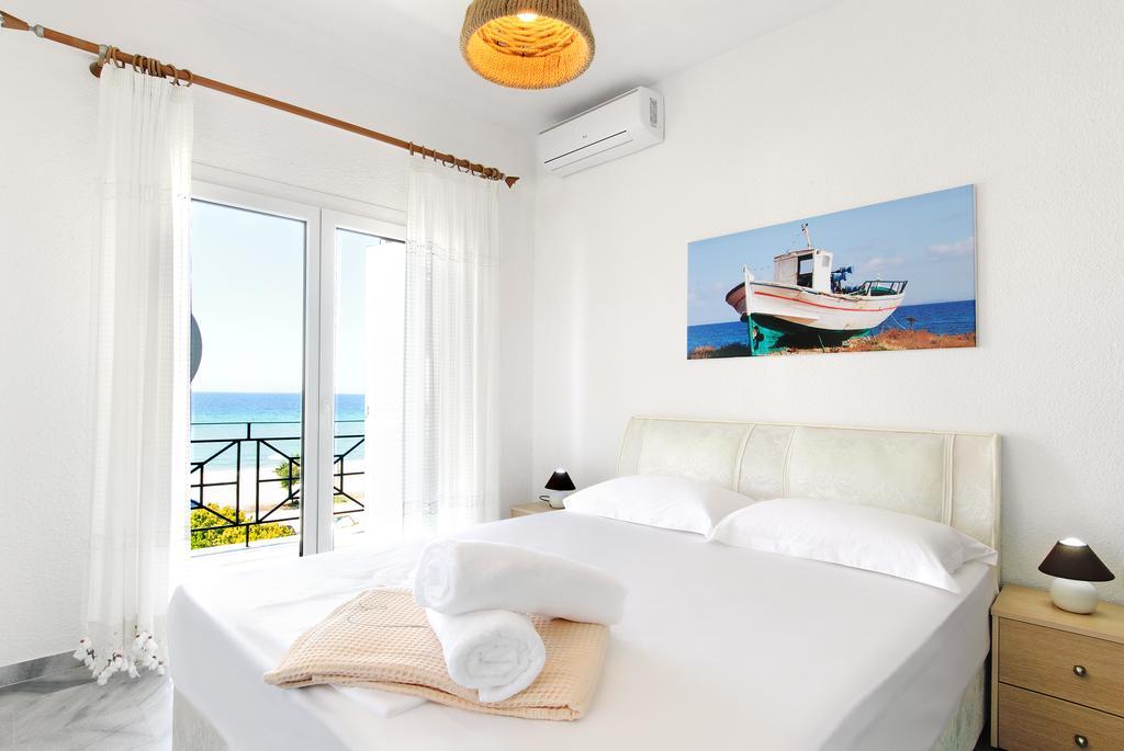 Beach Front Villa Nea Kallikrateia Zewnętrze zdjęcie